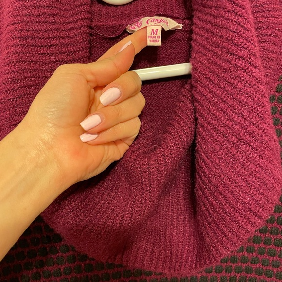 Candie’s Medium sweater long maroon wine - Picture 2 of 4